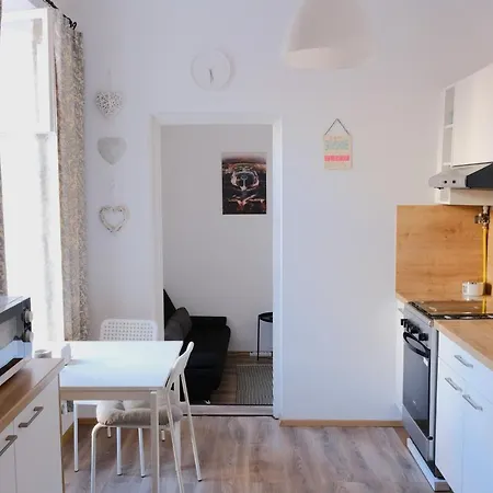 Varfal-lak 아파트 *