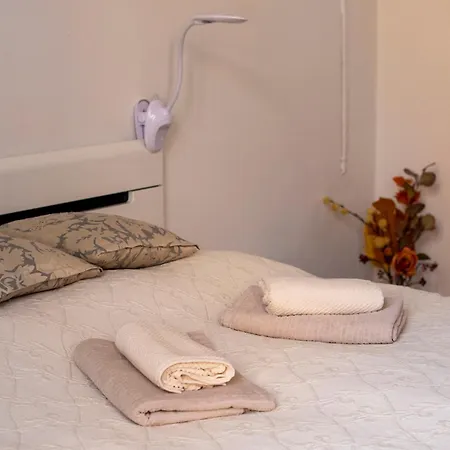 Varfal-lak Apartman *