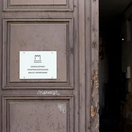 Varfal-lak Apartman *