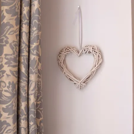 Varfal-lak 쇼프론